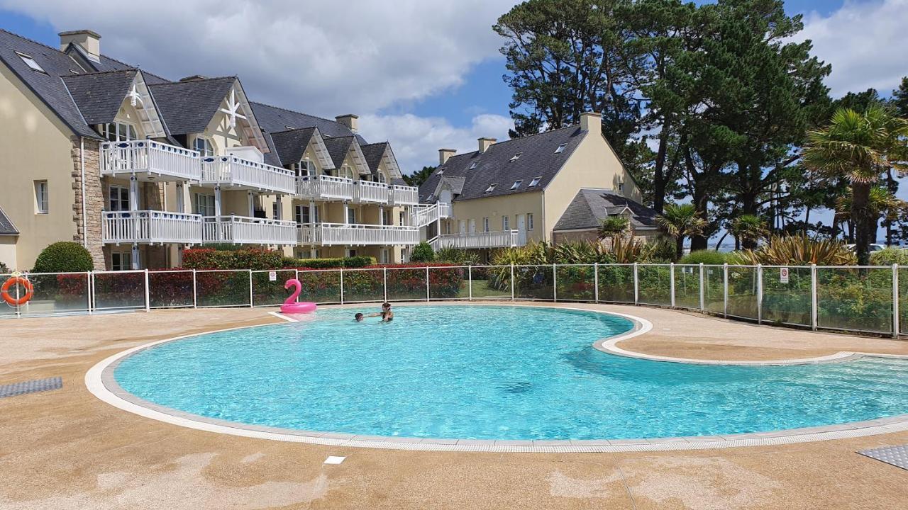 Vacances Ô Cap Coz - Jardin vue mer et piscine - Résidence Cap Azur Fouesnant Exterior foto