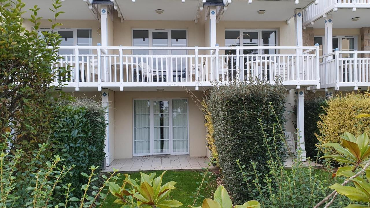 Vacances Ô Cap Coz - Jardin vue mer et piscine - Résidence Cap Azur Fouesnant Exterior foto